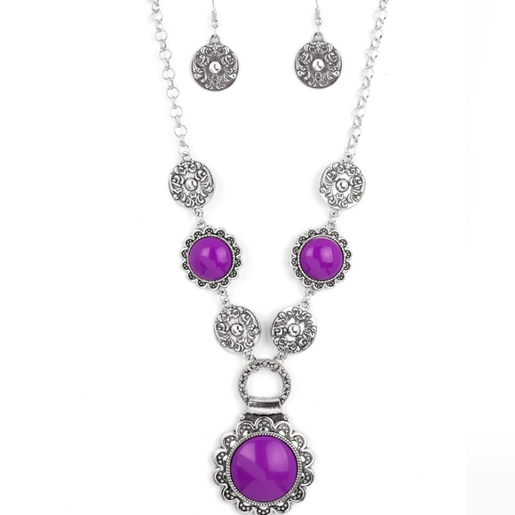 paparazzi Jewelry - Poppy Persuasion - Purple necklace set OBO